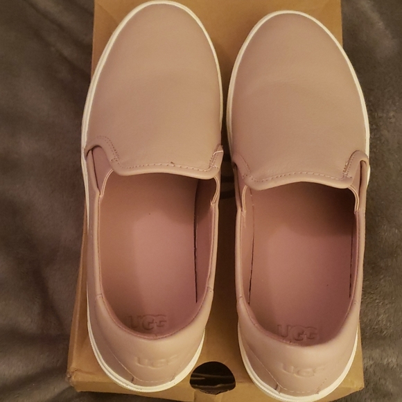 UGG Shoes - Ugg sneakers